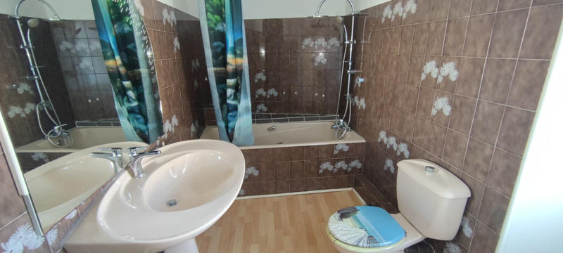 Maison de ville - 180 m² - 7 pièces