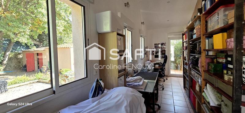 Maison - 215 m² - 10 pièces