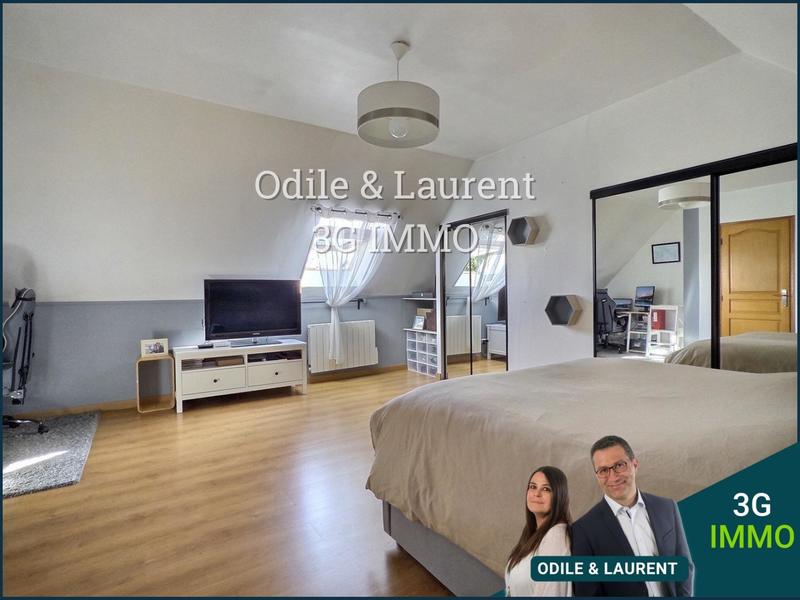 Maison - 99 m² - 5 pièces