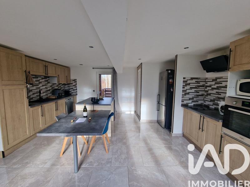 Maison - 142 m² - 5 pièces