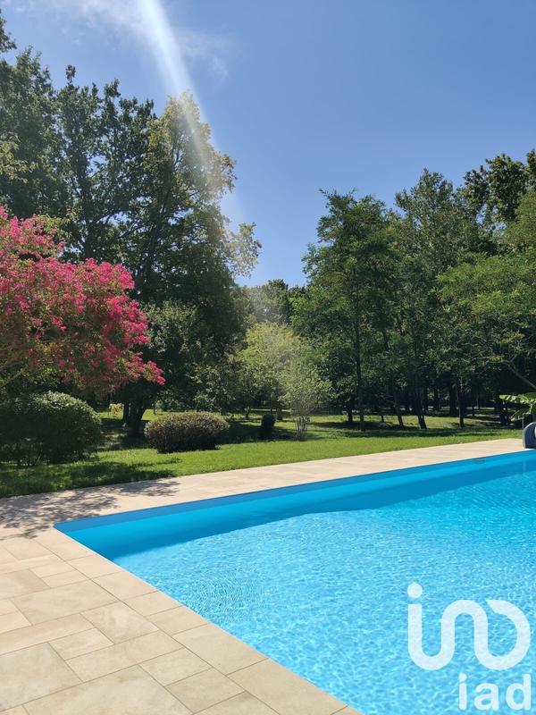 Maison - 214 m² - 8 pièces