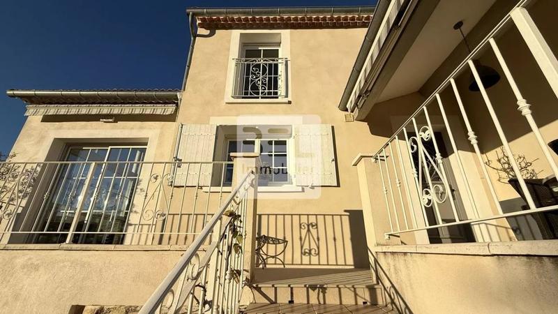 Villa - 171 m² - 6 pièces