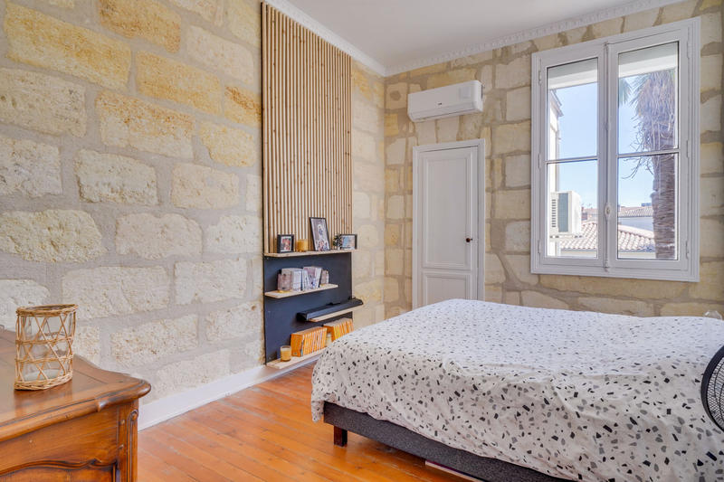 Maison - 200 m² - 8 pièces