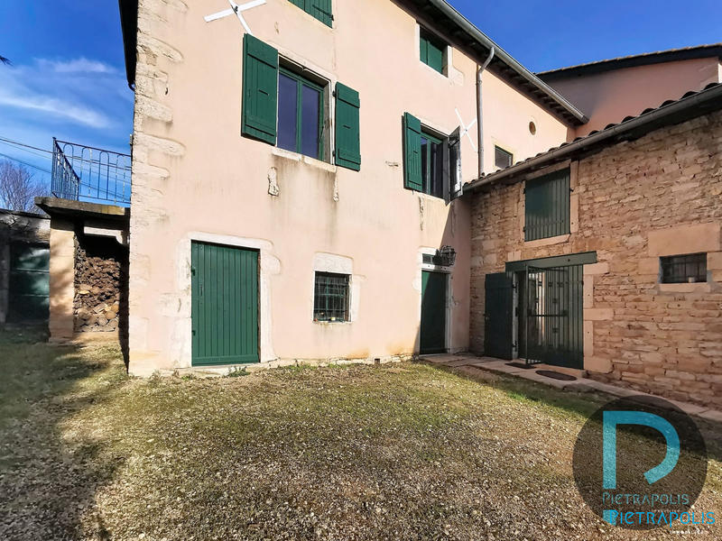 Maison ancienne - 193 m² - 6 pièces