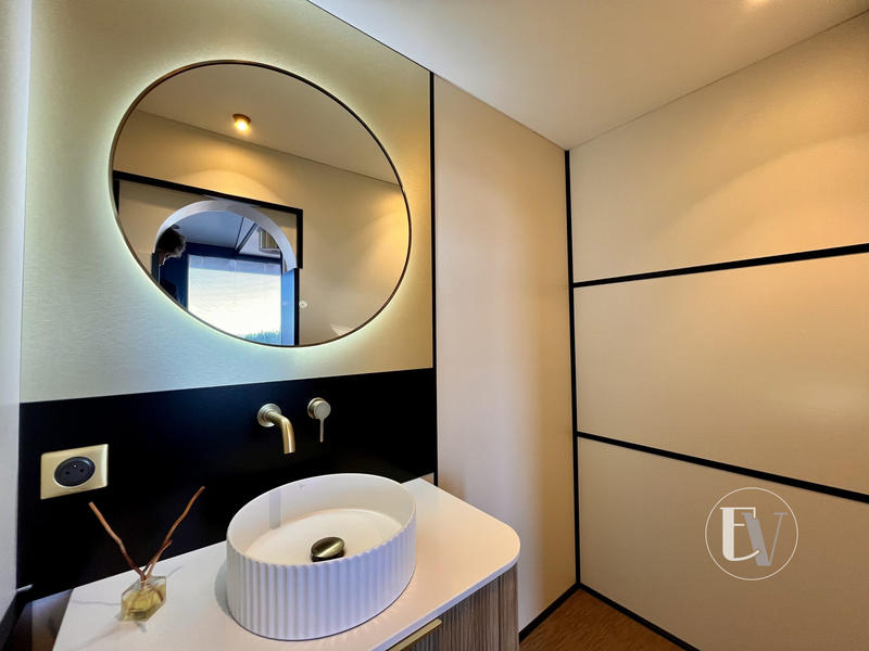 Villa - 141 m² - 6 pièces