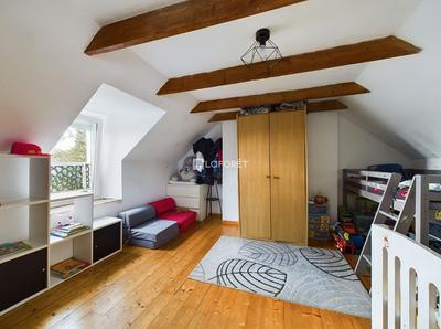 Maison - 98 m² - 4 pièces