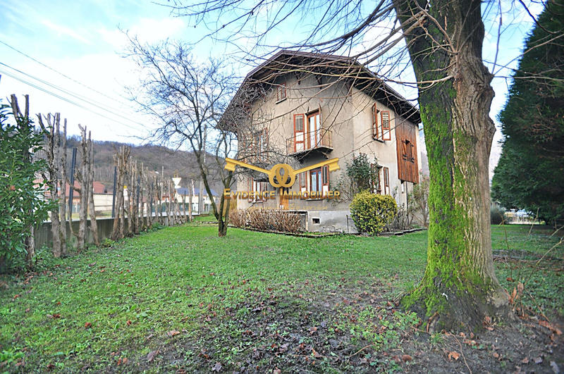 Maison - 143 m² - 5 pièces