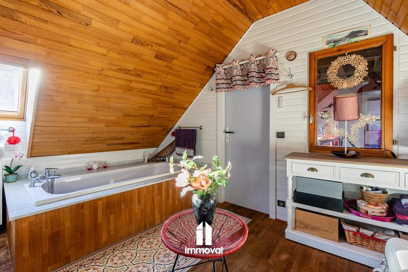 Duplex - 120 m² - 4 pièces