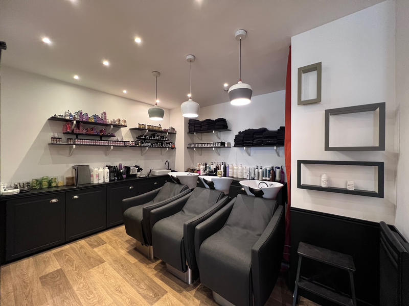 Fonds de commerce - Magasins - 78 m²