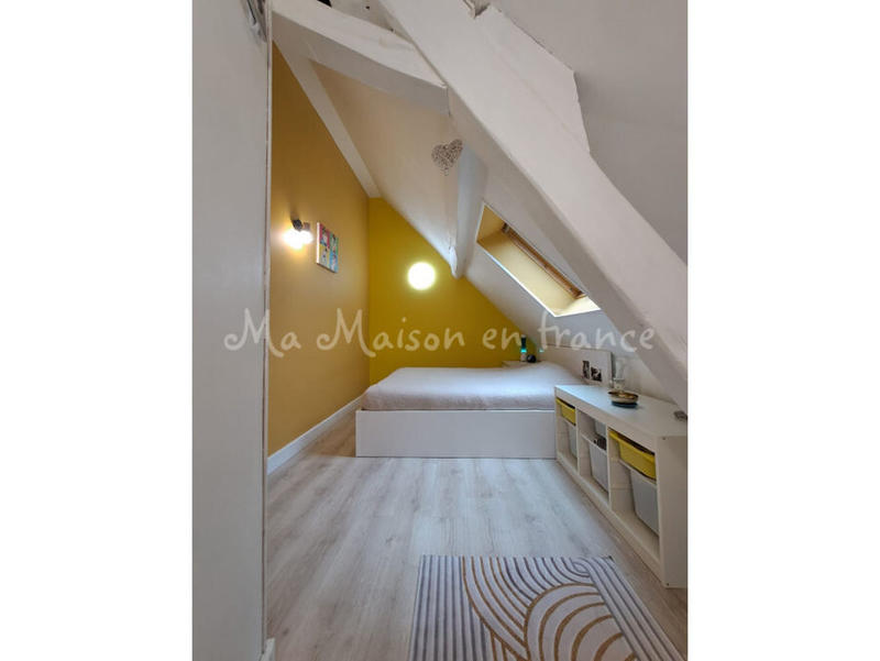Maison - 107 m² - 5 pièces