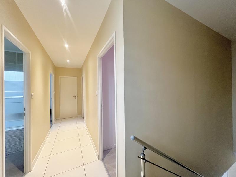 Maison - 136 m² - 6 pièces