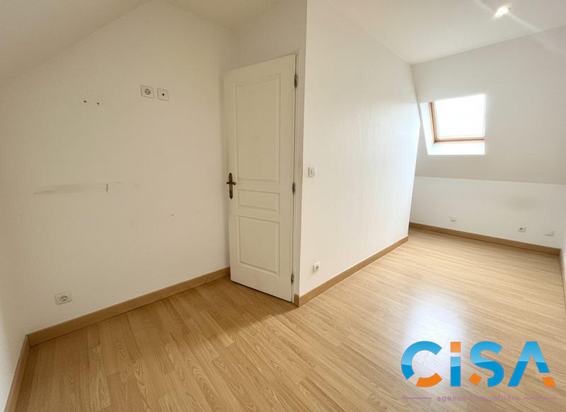 Maison traditionnelle - 135 m² - 6 pièces