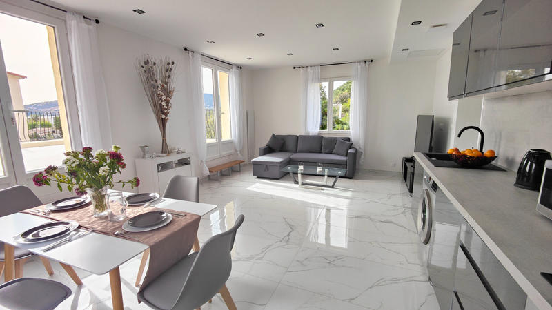 Villa - 218 m² - 8 pièces