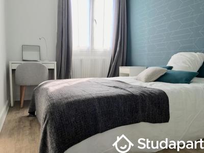 Chambre - 10 m² - 1 pièce