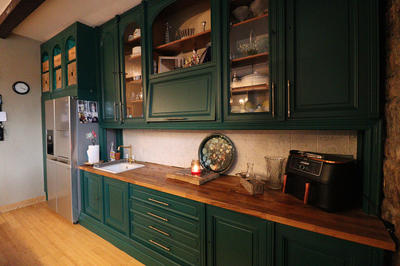 Maison - 325 m² - 15 pièces