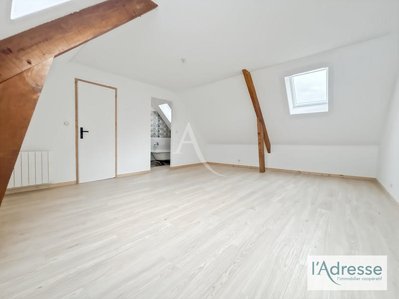 Maison - 215 m² - 7 pièces