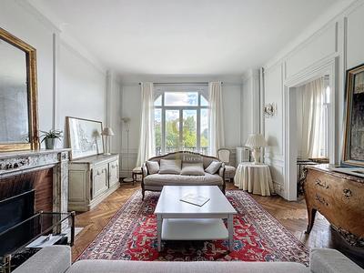 Appartement - 125 m² - 4 pièces