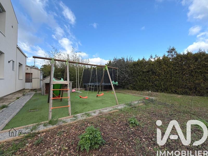 Maison - 206 m² - 7 pièces