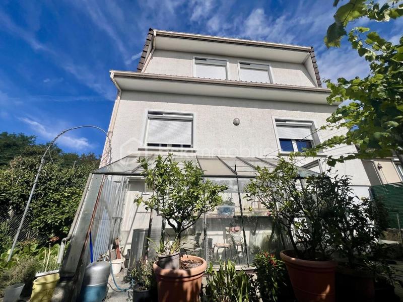 Maison - 150 m² - 6 pièces