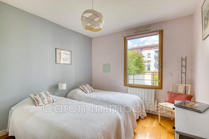 Appartement - 93 m² - 4 pièces