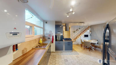 Appartement - 100 m² - 5 pièces