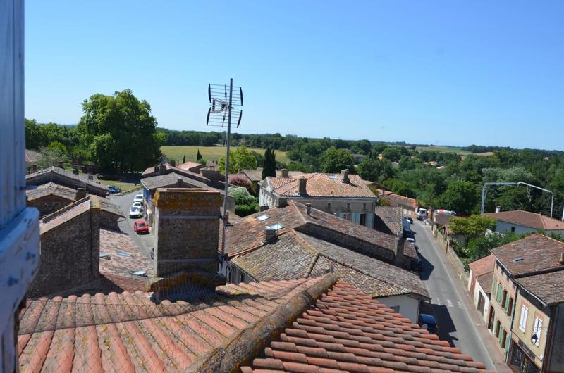 Maison - 460 m² - 20 pièces