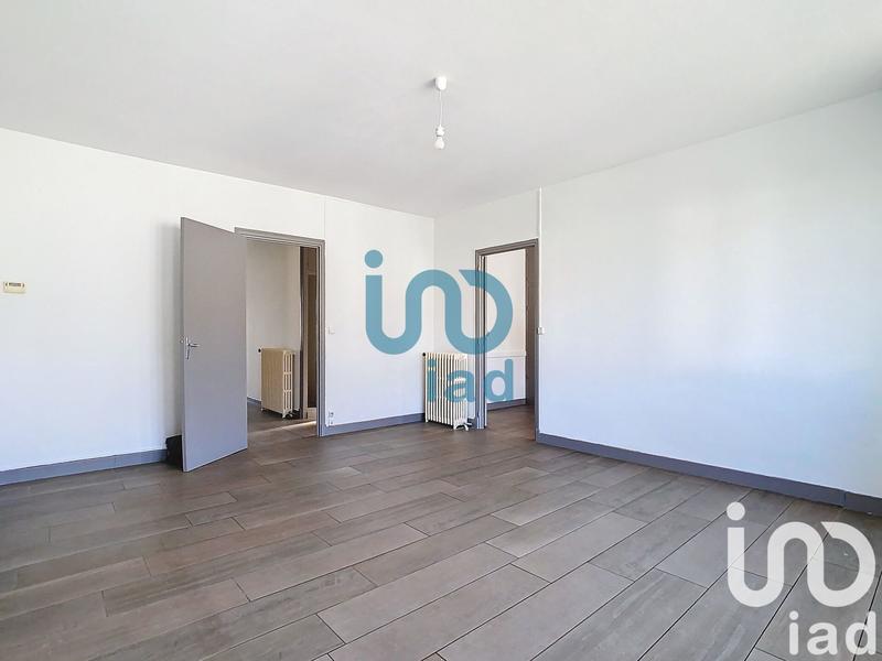 Maison - 220 m² - 8 pièces