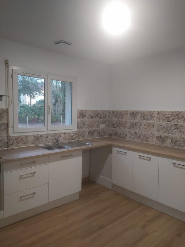 Maison - 92 m² - 4 pièces