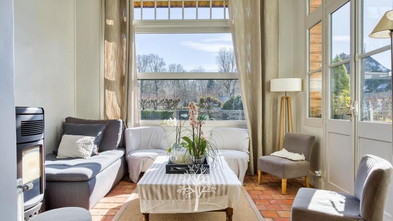 Maison bourgeoise - 311 m² - 8 pièces