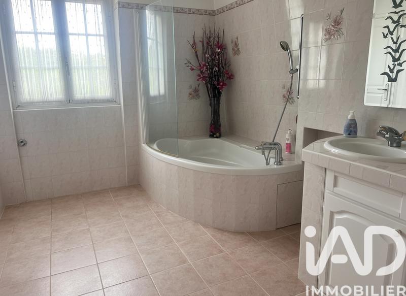 Maison - 187 m² - 7 pièces