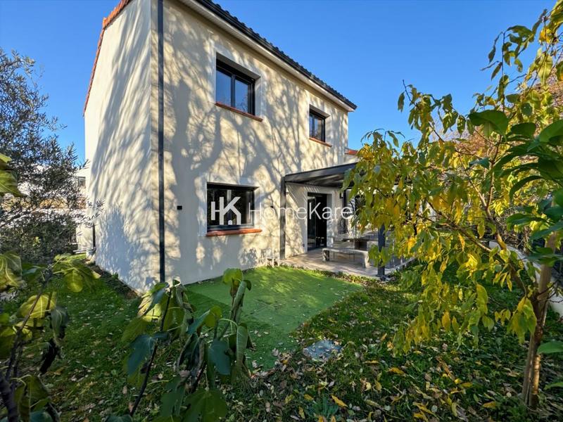 Maison - 140 m² - 5 pièces