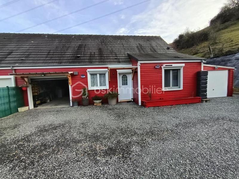 Maison traditionnelle - 75 m² - 3 pièces