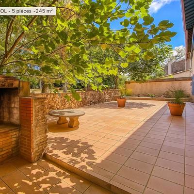 Maison de campagne - 245 m² - 7 pièces