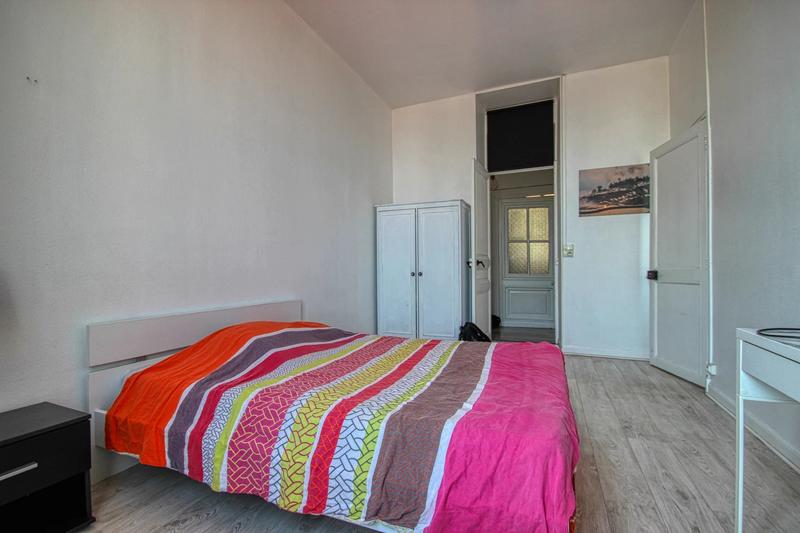 Appartement - 90 m² - 4 pièces