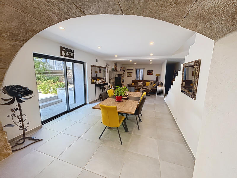 Maison de village - 170 m² - 6 pièces