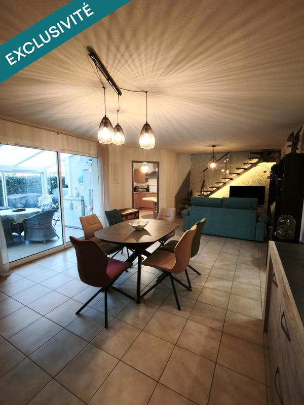 Maison - 99 m² - 4 pièces