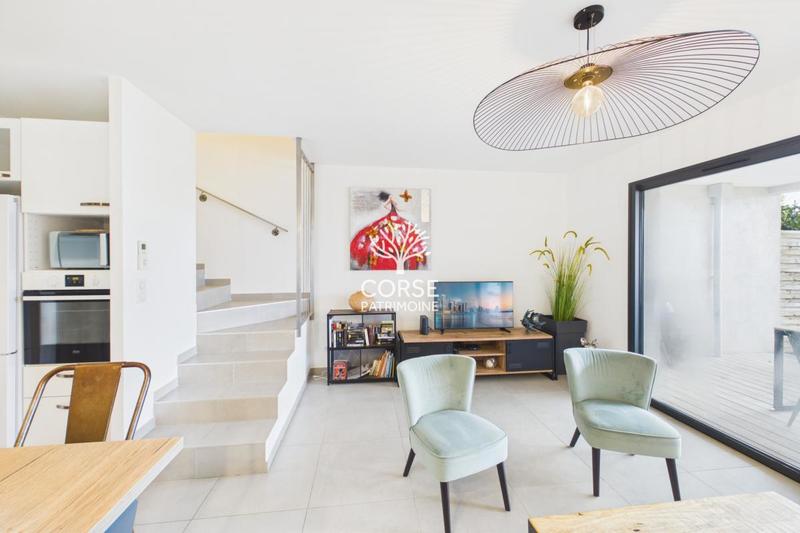 Duplex - 84 m² - 3 pièces