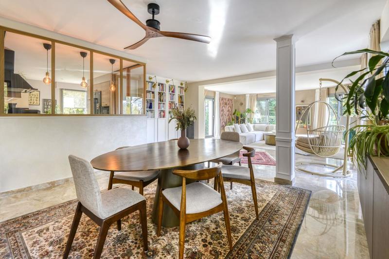 Maison - 171 m² - 7 pièces