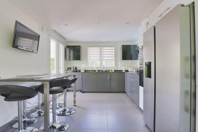 Villa - 178 m² - 7 pièces