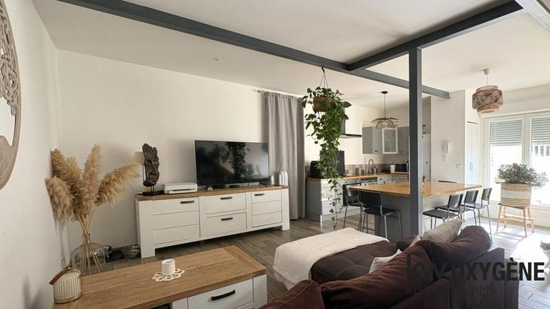 Maison - 105 m² - 4 pièces