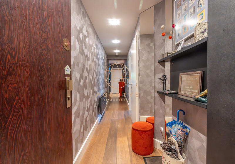 Appartement - 90 m² - 4 pièces