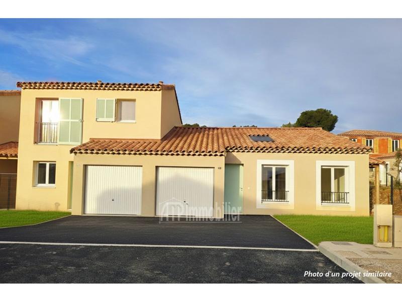 Maison traditionnelle - 80 m² - 4 pièces