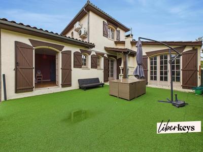 Maison - 133 m² - 6 pièces