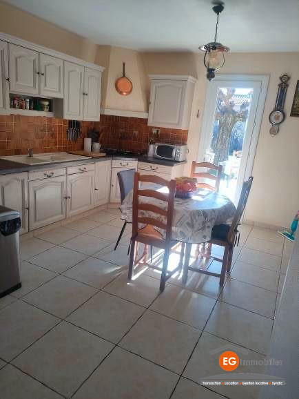 Maison - 90 m² - 3 pièces