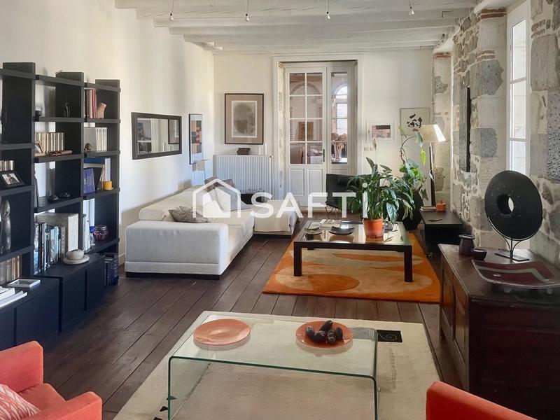 Maison - 500 m² - 9 pièces