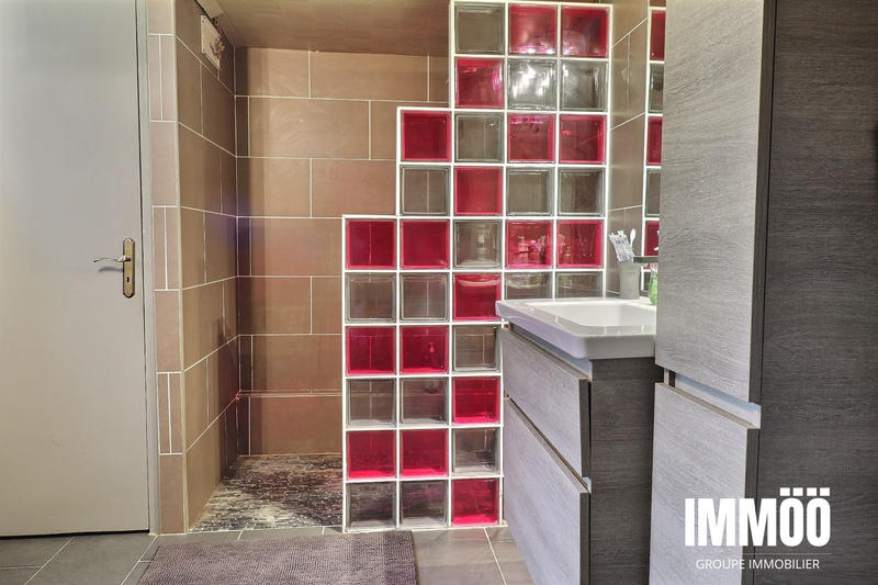 Maison - 95 m² - 4 pièces