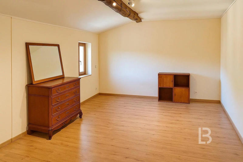 Maison - 101 m² - 4 pièces