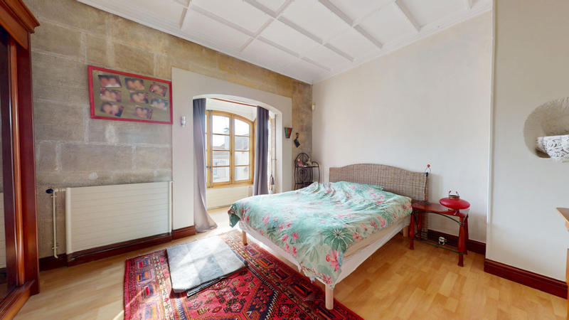 Maison - 95 m² - 5 pièces