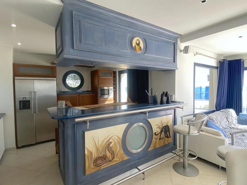 Villa - 240 m² - 8 pièces