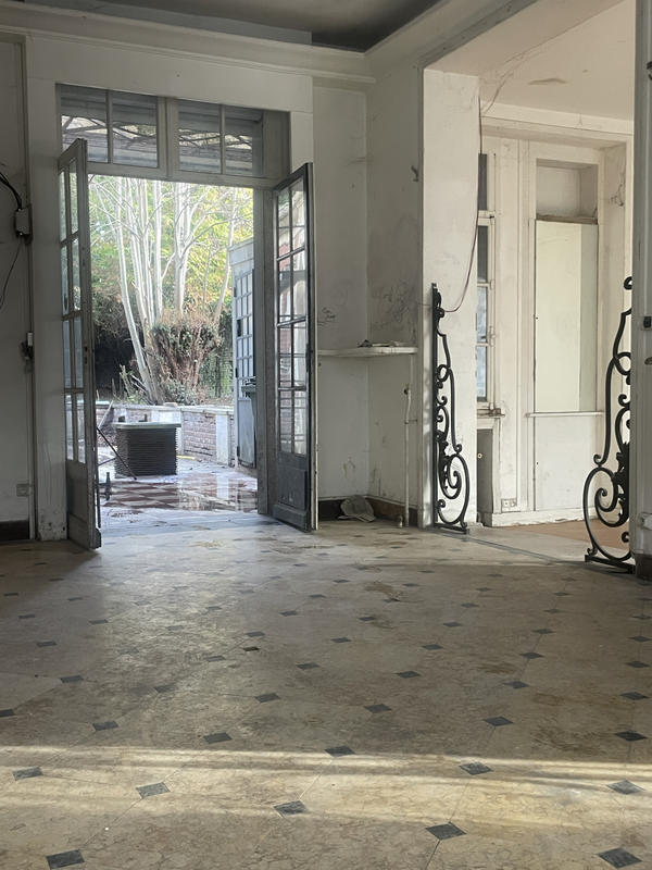 Maison - 231 m² - 5 pièces